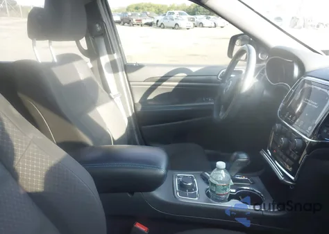 2020 Jeep Grand Cherokee Upland 4X4 z USA, uszkodzony, nr VIN 1C4RJFAG2LC125958